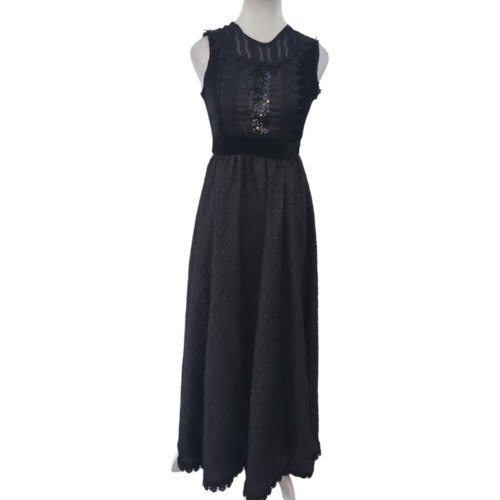 Unbranded Size EST S Black Velvet Fit and Flare Dress Gothic‎ Textured Skirt
